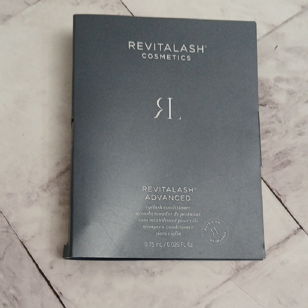 RevitaLash Advanced Eyelash Conditioner - Black